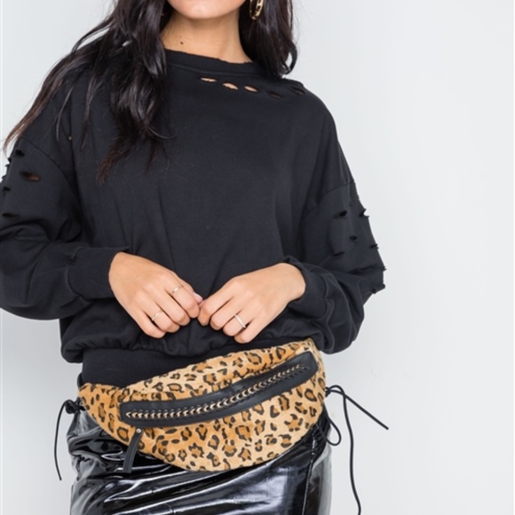 Ripped Up Distressed Crew Neck Sweater (Black) - Picture 4 of 4